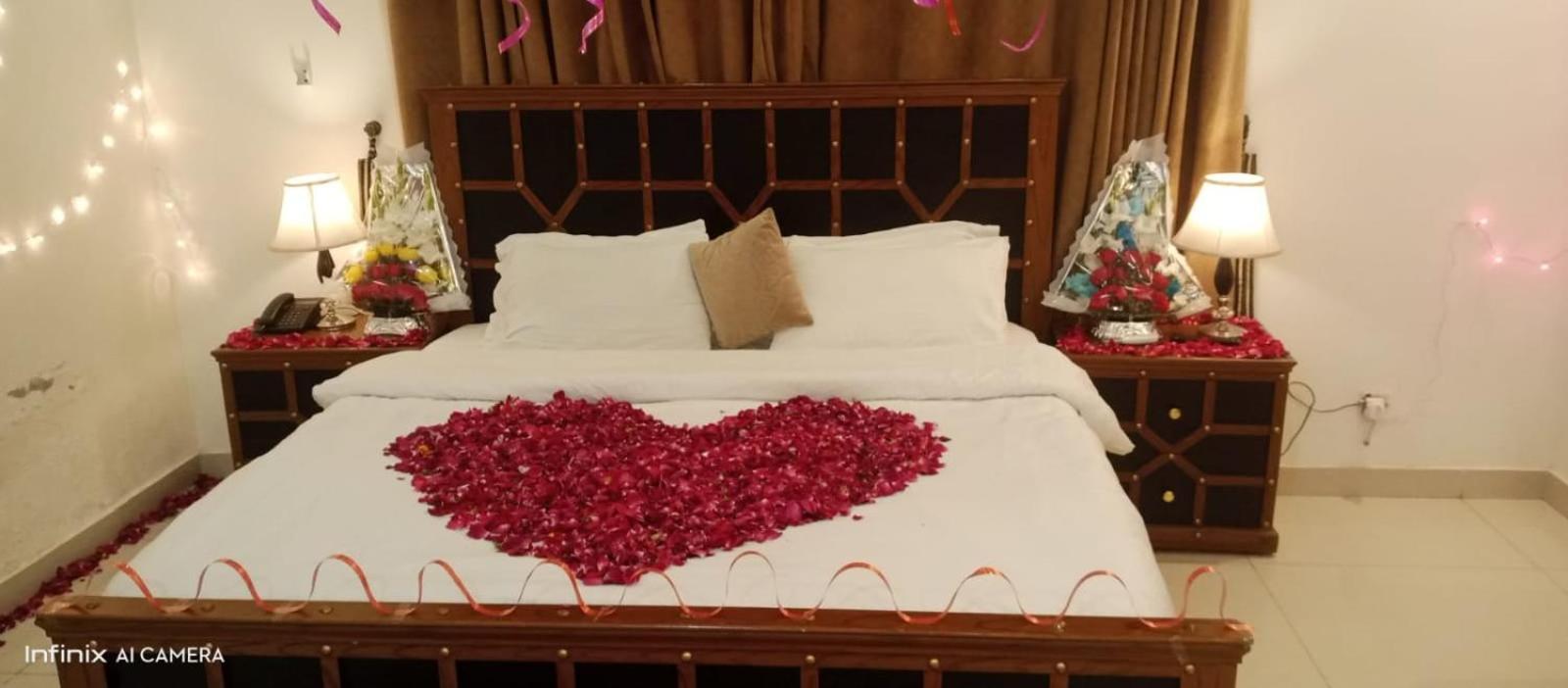 Canadian Inn Исламабад Екстериор снимка